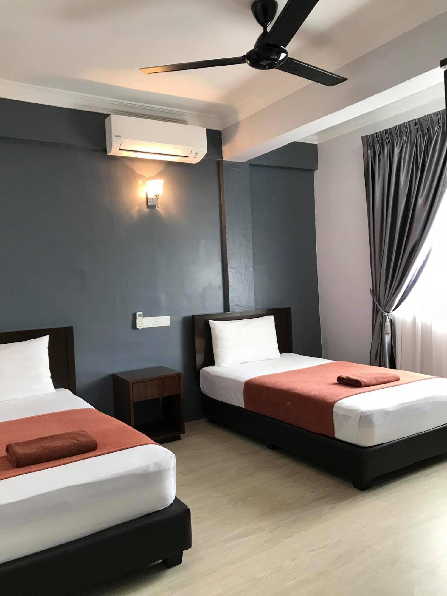 Zaque'S Hotel Сунгай Петани Екстериор снимка