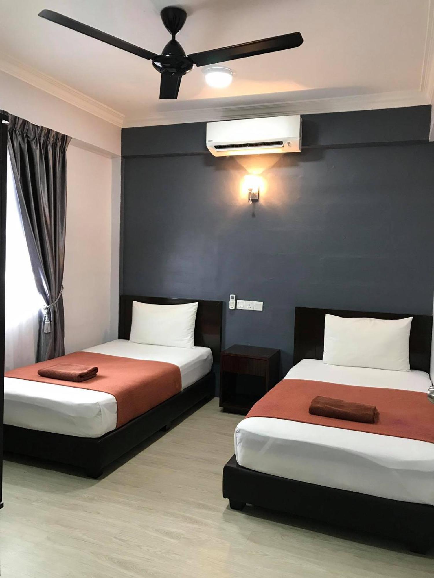 Zaque'S Hotel Сунгай Петани Екстериор снимка