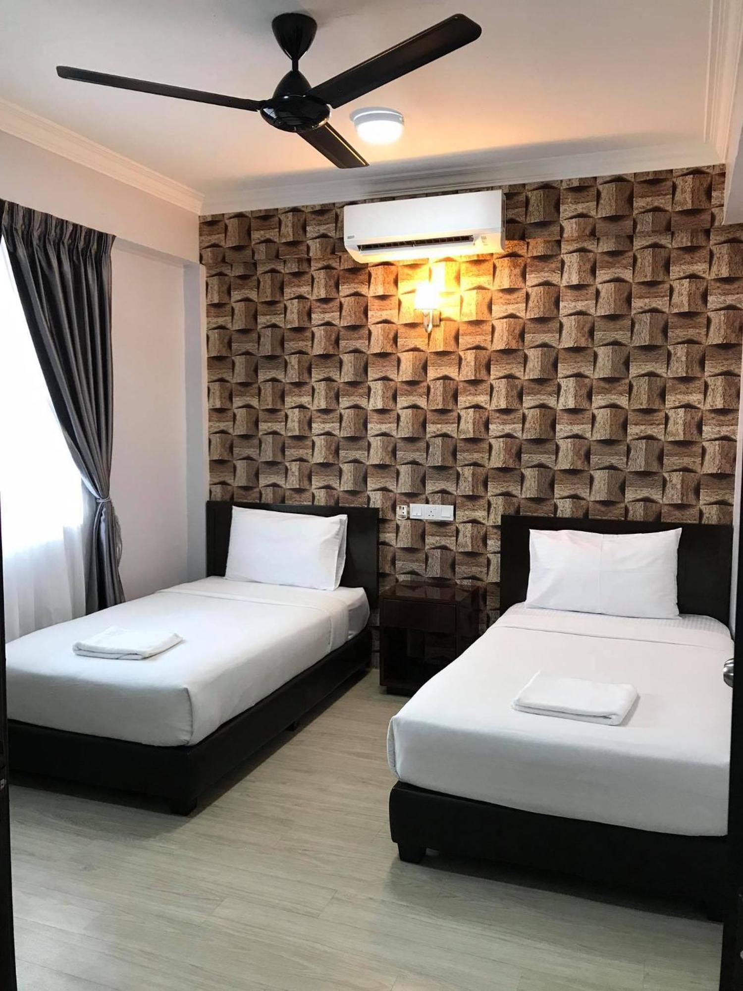Zaque'S Hotel Сунгай Петани Екстериор снимка